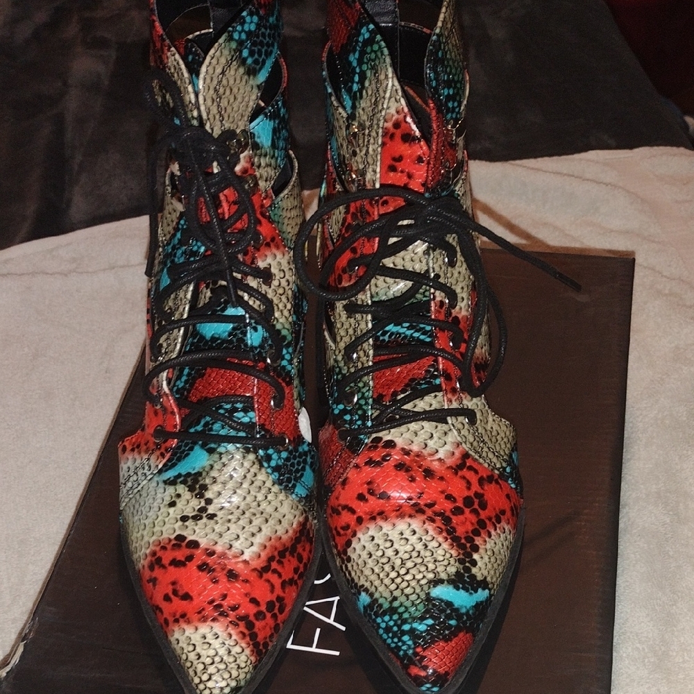 Fashion Nova Red Turquoise Cream Black Snake-Print Ankle Boots - Picture 3 of 4